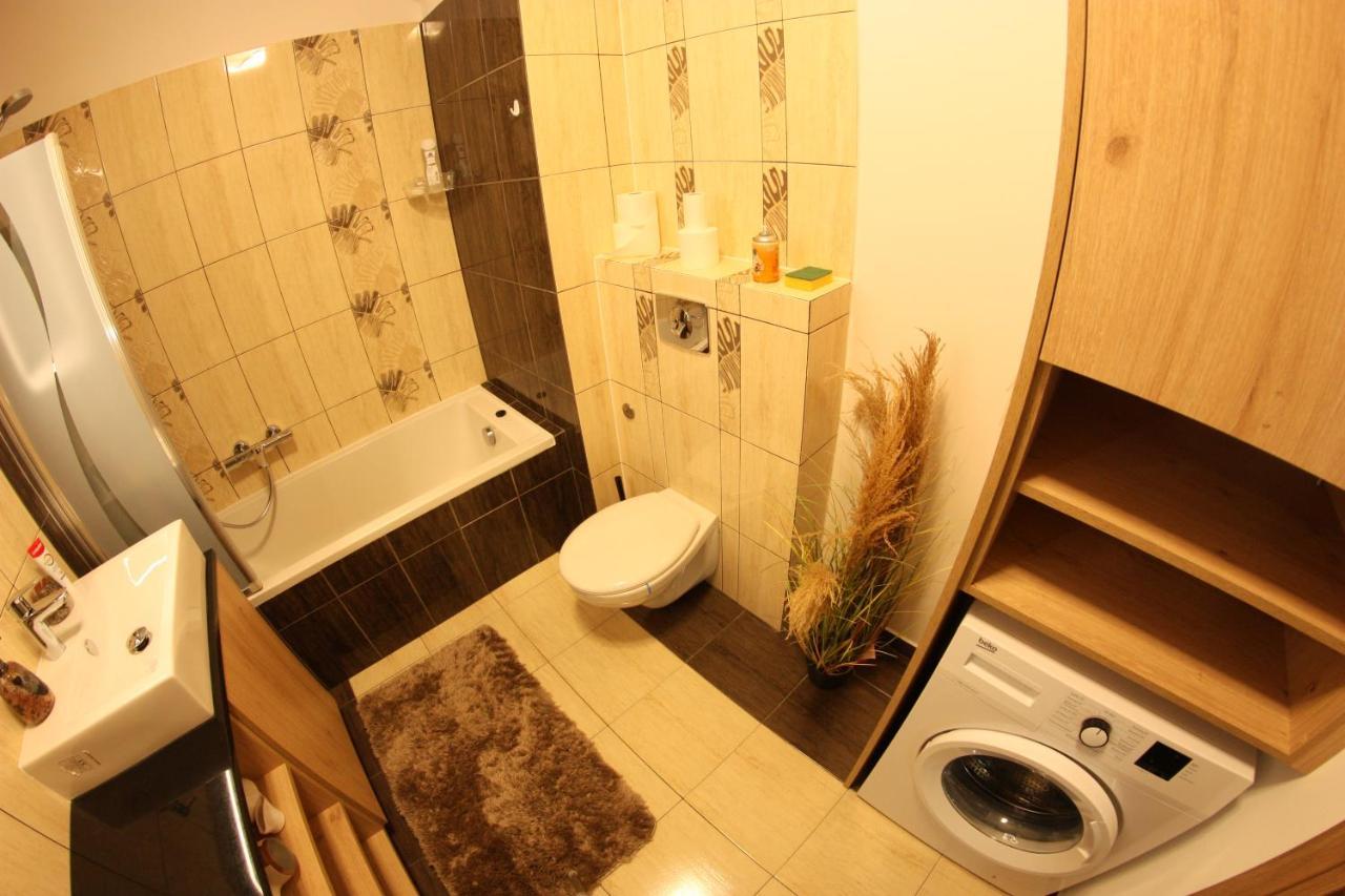 ורשה Urban City Apartments מראה חיצוני תמונה