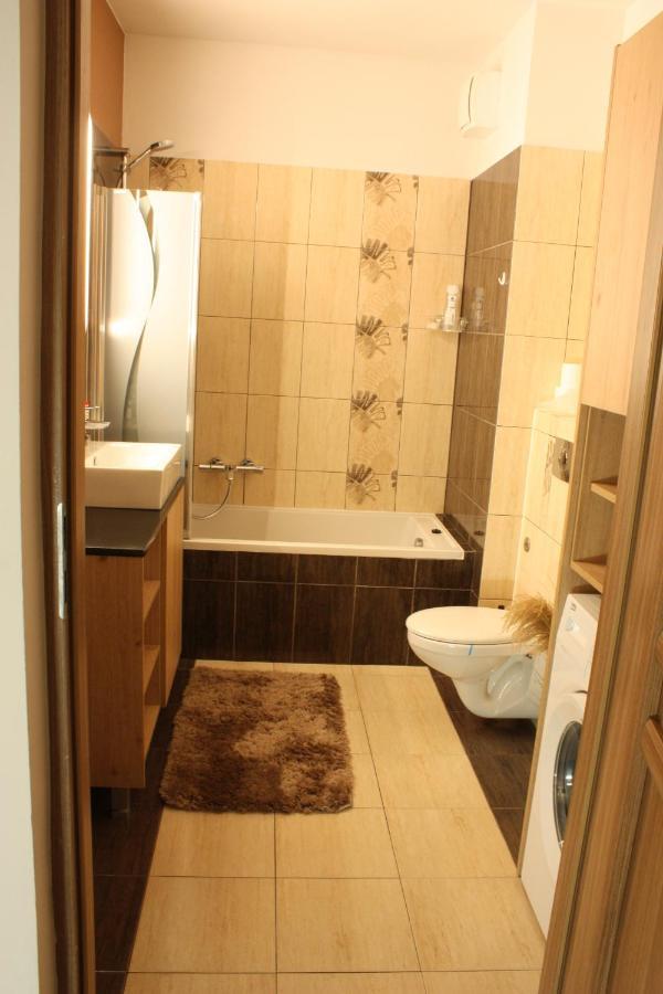 ורשה Urban City Apartments מראה חיצוני תמונה