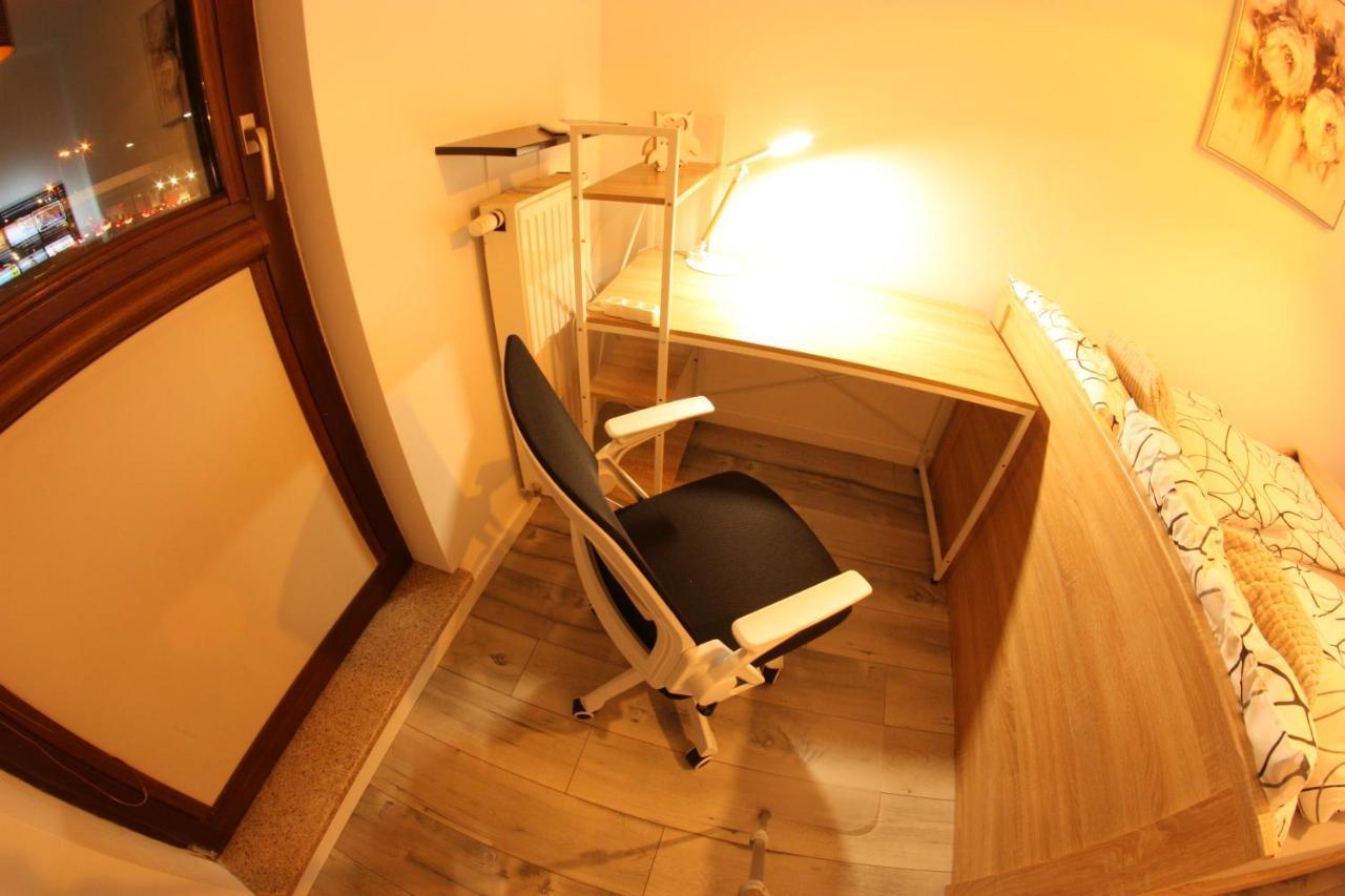 ורשה Urban City Apartments מראה חיצוני תמונה